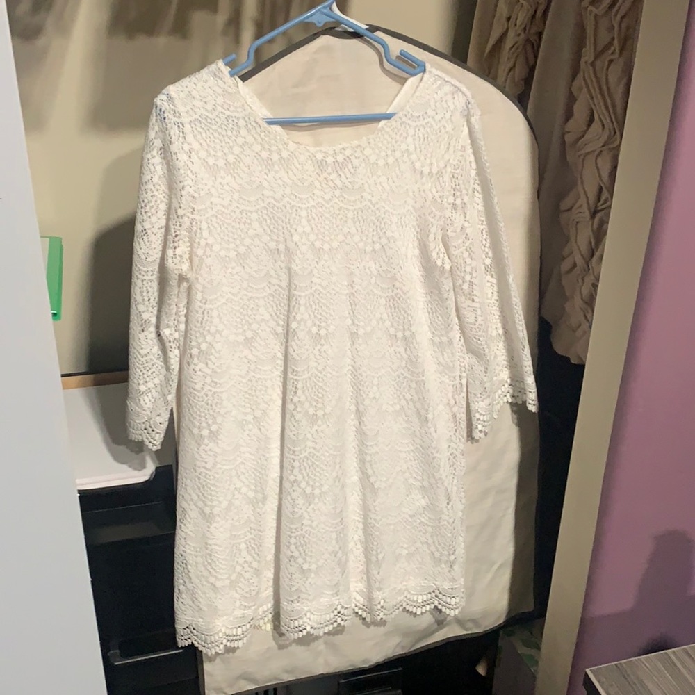 Divided laced dress